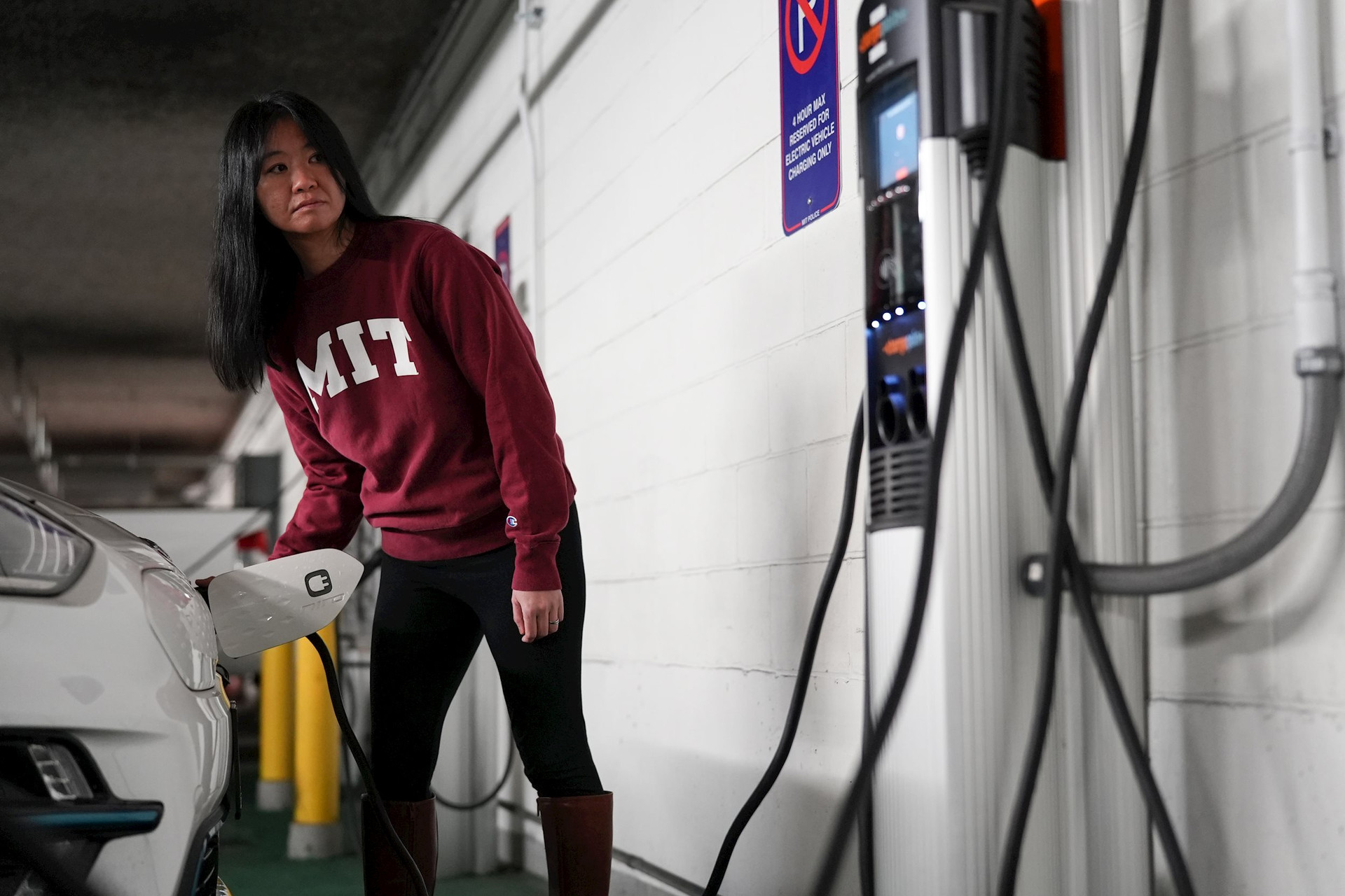 mit_charging-stations-01-press.jpg