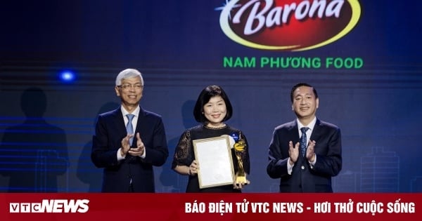 Nam Phuong Food honored to receive the Ho Chi Minh City Golden Brand Award for the 2nd time