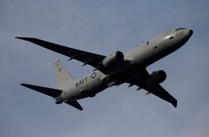 A US Navy P-8A Poseidon patrol aircraft performs at the Malta International Airshow on September 23, 2017. Photo: Reuters