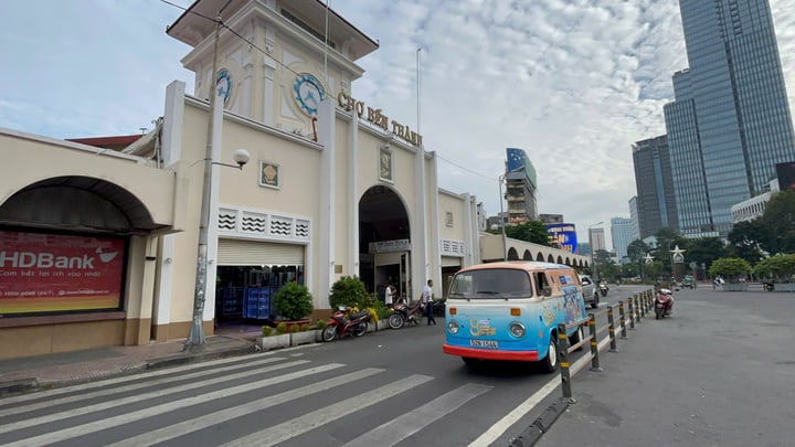 Co.opSmile organise un roadshow de 2 jours à travers la ville pour célébrer son 8e anniversaire - 1