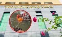 Une université de Ho Chi Minh-Ville a annulé sa cérémonie d'ouverture et a fait un don pour soutenir les victimes des inondations.