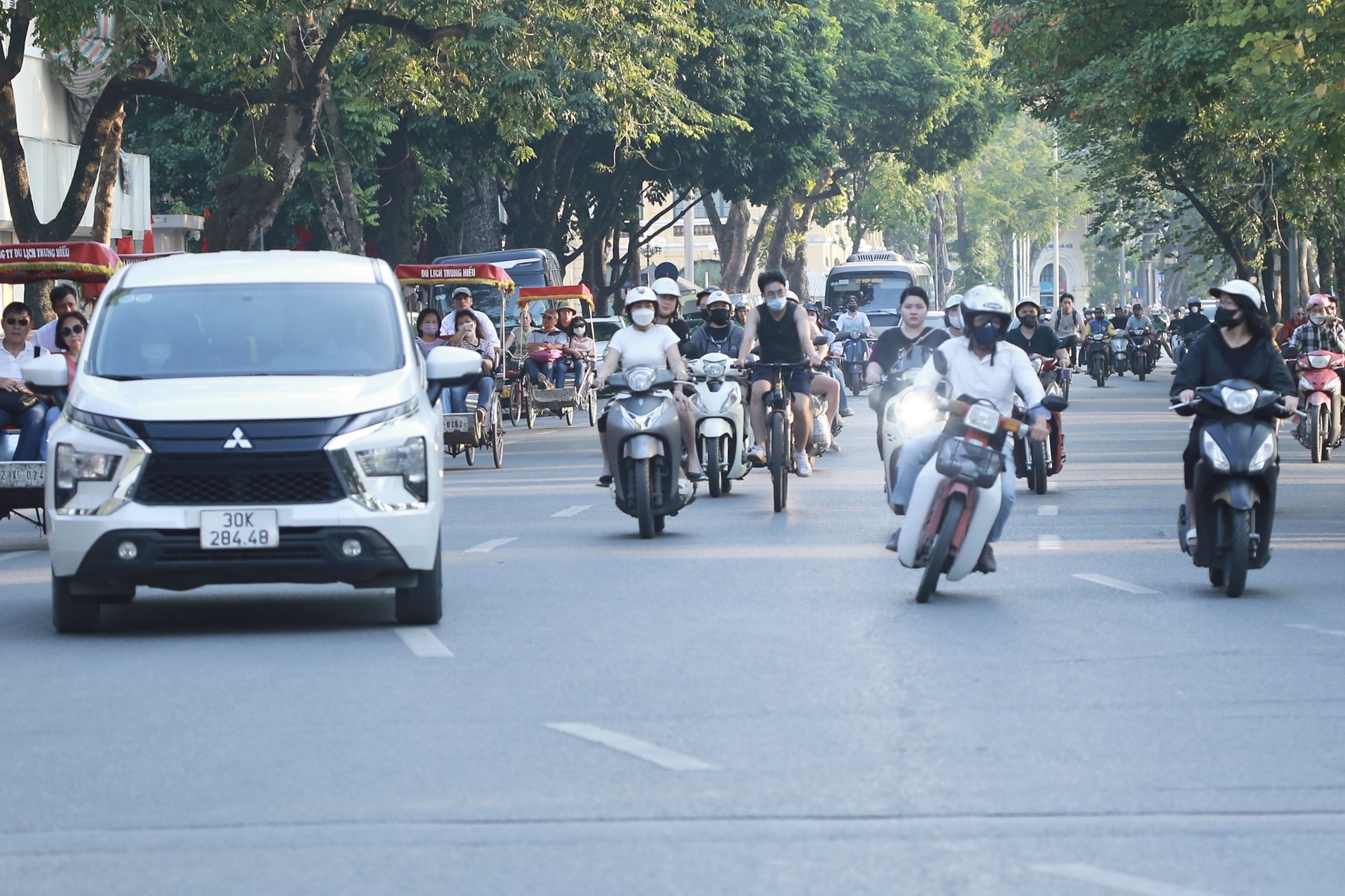 ภาพระยะใกล้ของพื้นที่ฮานอยคาดว่าจะห้ามรถที่ใช้น้ำมันเบนซินในเร็วๆ นี้ ภาพที่ 5