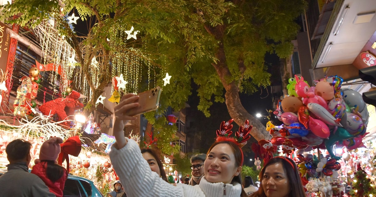 Begrüßen Sie Weihnachten früh in der Hang Ma Street