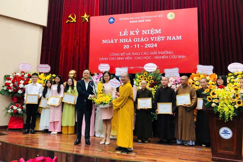 Premio “Nguyen Ngoc San” 2024: Animando a la generación joven a apasionarse por el Han Nom (foto 2)