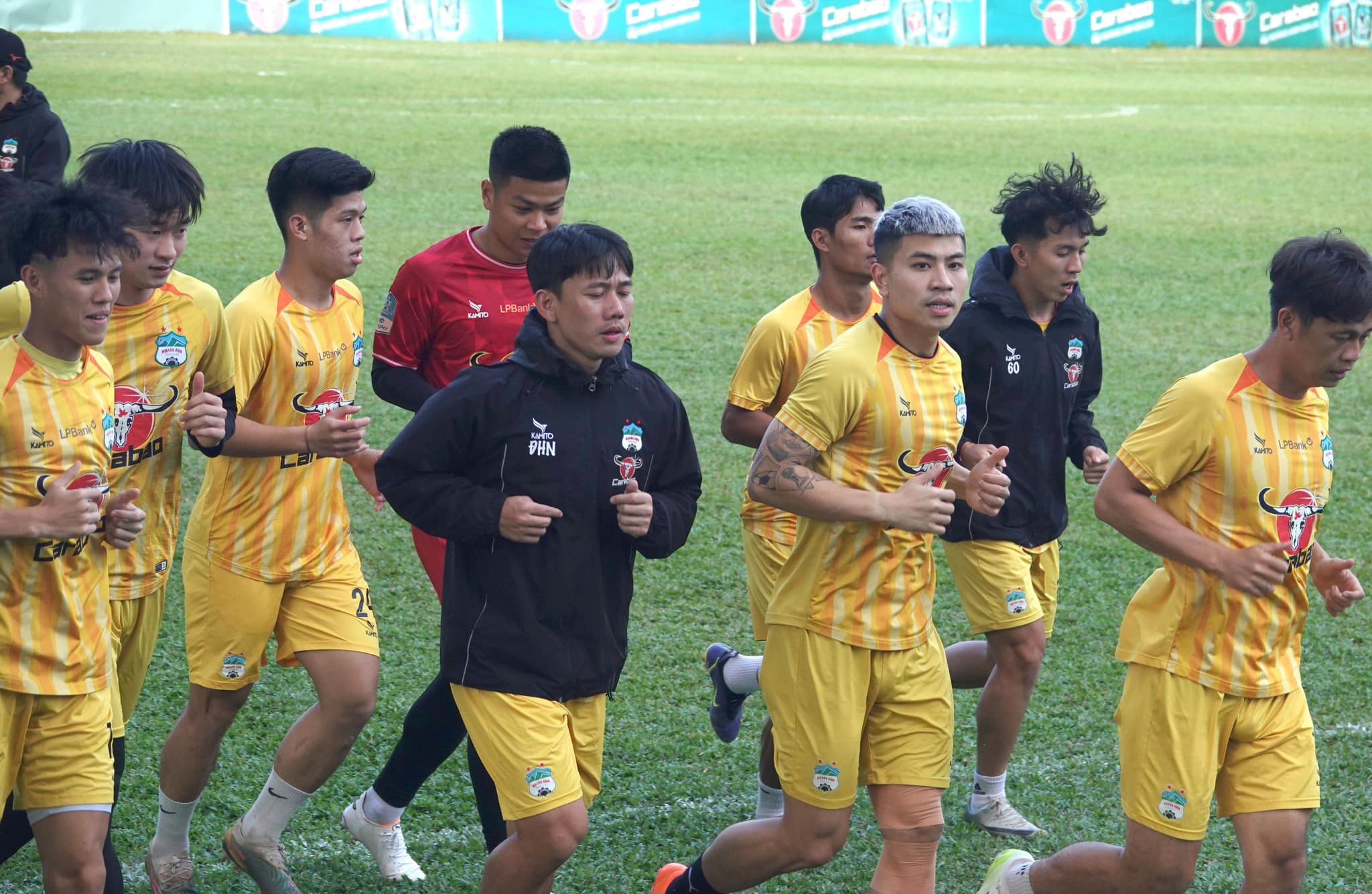 Bầu Đức bắt tay HLV Vũ Tiến Thành, HAGL sẵn sàng tăng tốc ở V-League - Ảnh 5.