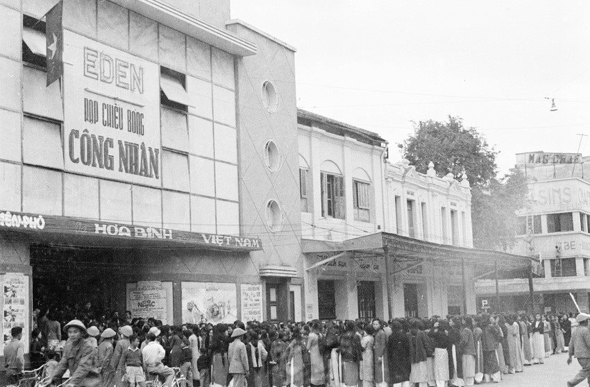 vna_potal_ky_niem_66_nam_ngay_giai_phong_thu_do_10101954_-_10102020_ha_noi_ngay_tro_ve_-_thu_do_buoc_sang_trang_su_moi_075558953_5050402.jpg