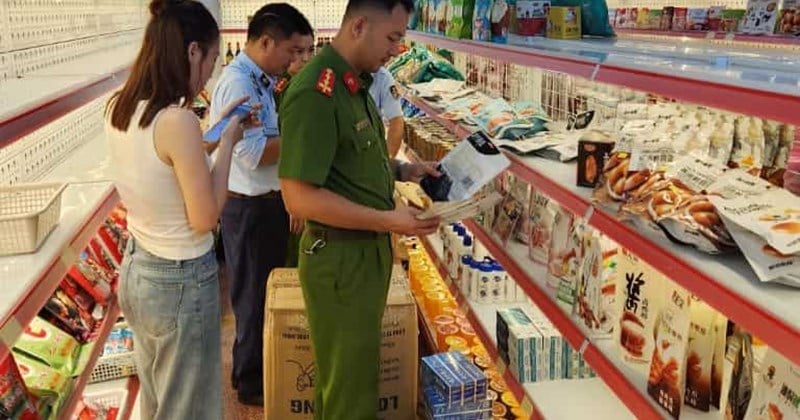 Miles de alimentos caducados todavía están a la venta.