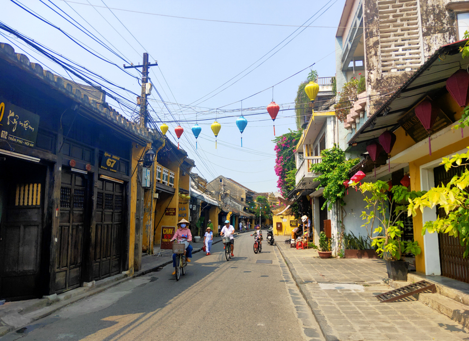 Say đắm vẻ đẹp dịu dàng của phố cổ Hội An - Ảnh 4