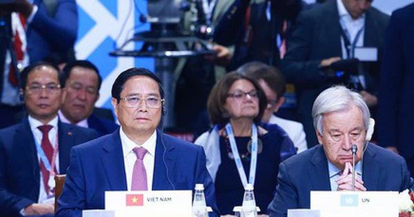 El primer ministro Pham Minh Chinh comparte un mensaje importante en la cumbre del BRICS