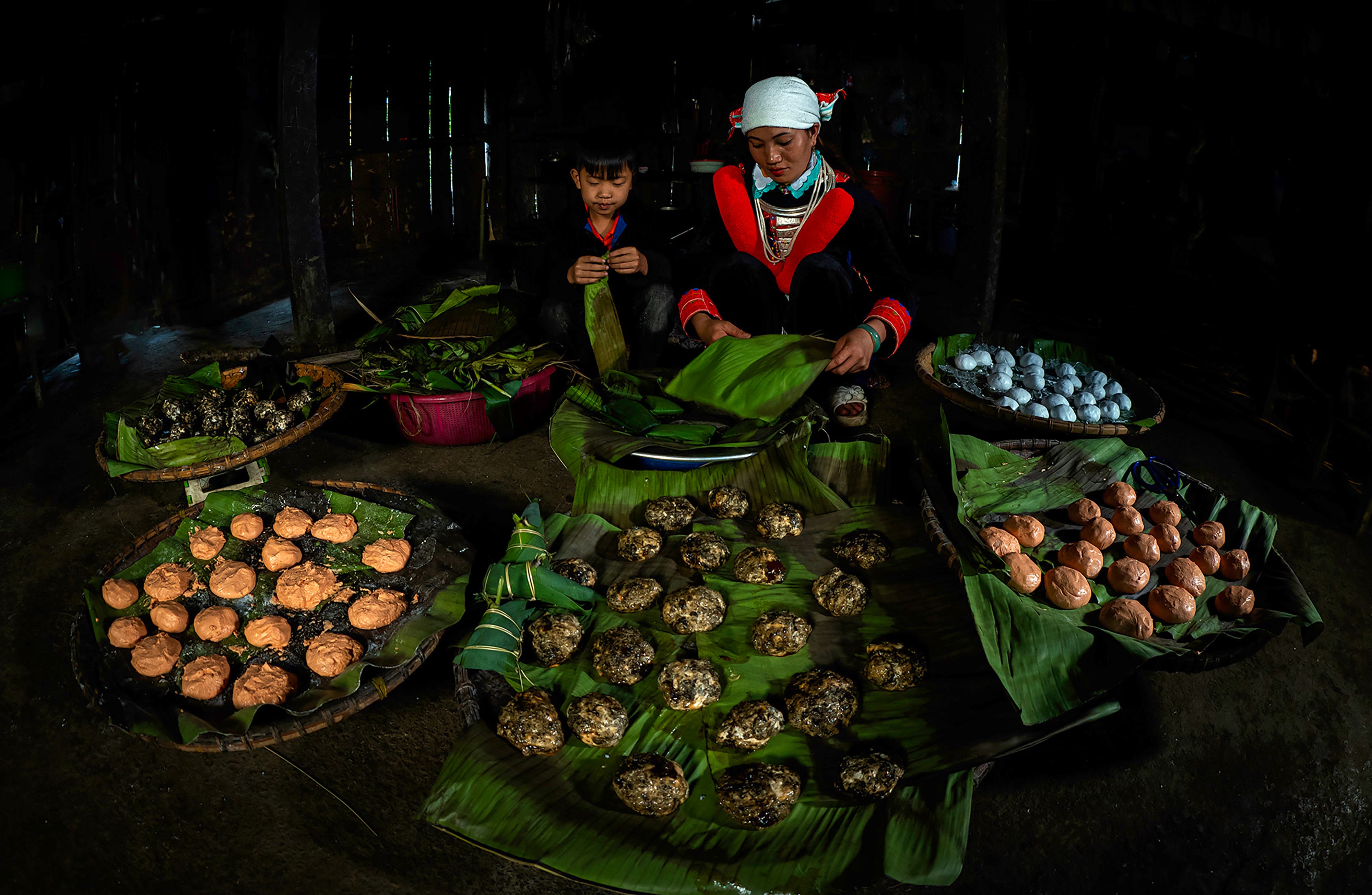 ជន​ជាតិ​ក្រហម​ធ្វើ​តង្វាយ​នៅ​ថ្ងៃ​ទី ១៥ កើត​ទី ៧ តាម​ច័ន្ទគតិ