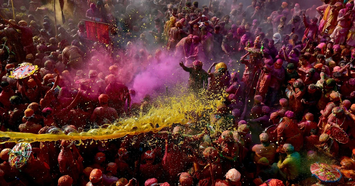 [Ảnh] Lễ hội Holi rực rỡ sắc màu của người Hindu