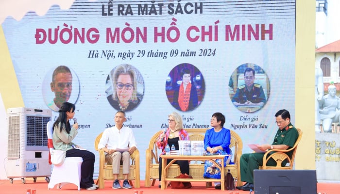 สำนักพิมพ์สตรีเวียดนามเปิดตัวหนังสือ Ho Chi Minh Trail