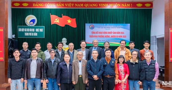 Le club de photographie de Danang a organisé une conférence pour résumer les activités de 2024