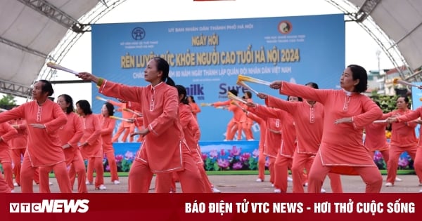 Impressive program of Hanoi Elderly Health Day 2024