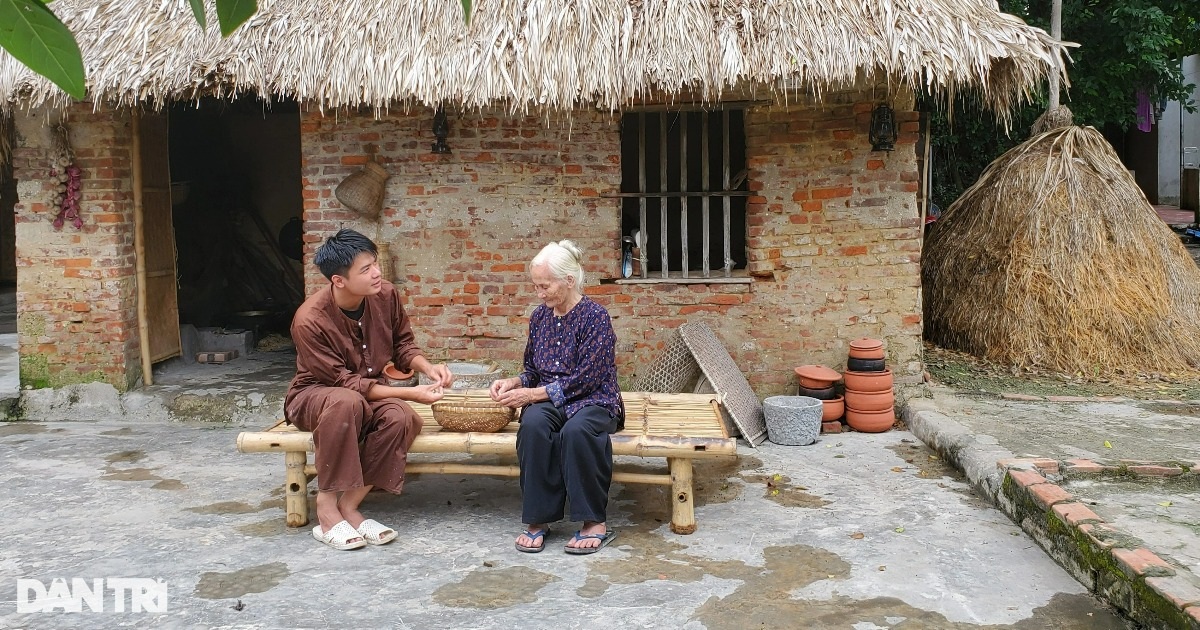 Chàng trai trẻ bỏ phố về quê làm trò "vô công rồi nghề" mà triệu người xem