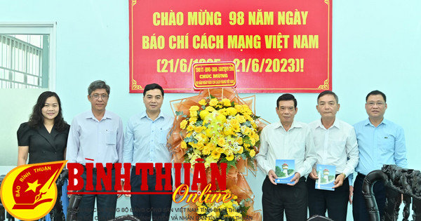 Nhiều tình cảm trân quý dành cho những người làm Báo