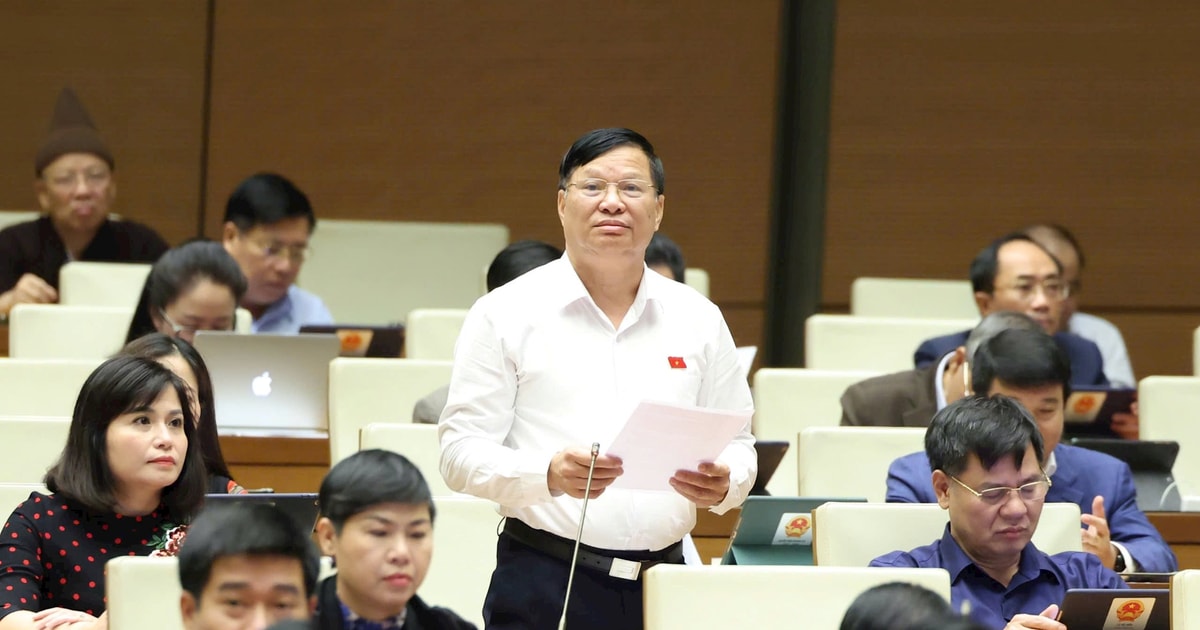 교사의 급여는 행정직 급여 체계에서 가장 높아야 합니다.