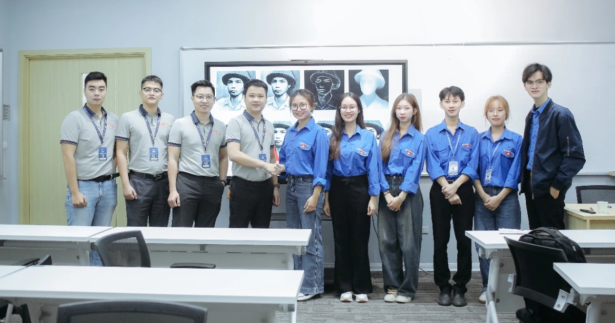 បង្កើតរូបថតទុក្ករបុគ្គលឡើងវិញដោយប្រើ AI - គម្រោងដឹងគុណរបស់សិស្ស MSE ដោយប្រើបច្ចេកវិទ្យា