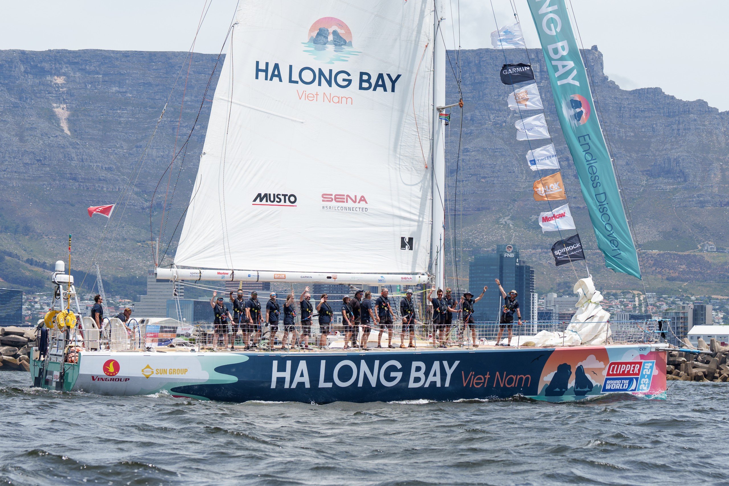 Giải đua thuyền Clipper Race nổi tiếng thế giới sẽ diễn ra trên vịnh Hạ Long - Ảnh 1.