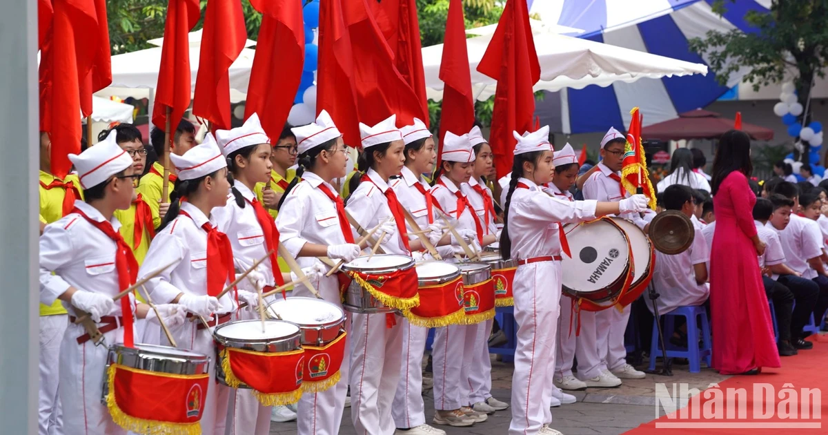 Lễ khai giảng năm học “Vì mái trường xanh