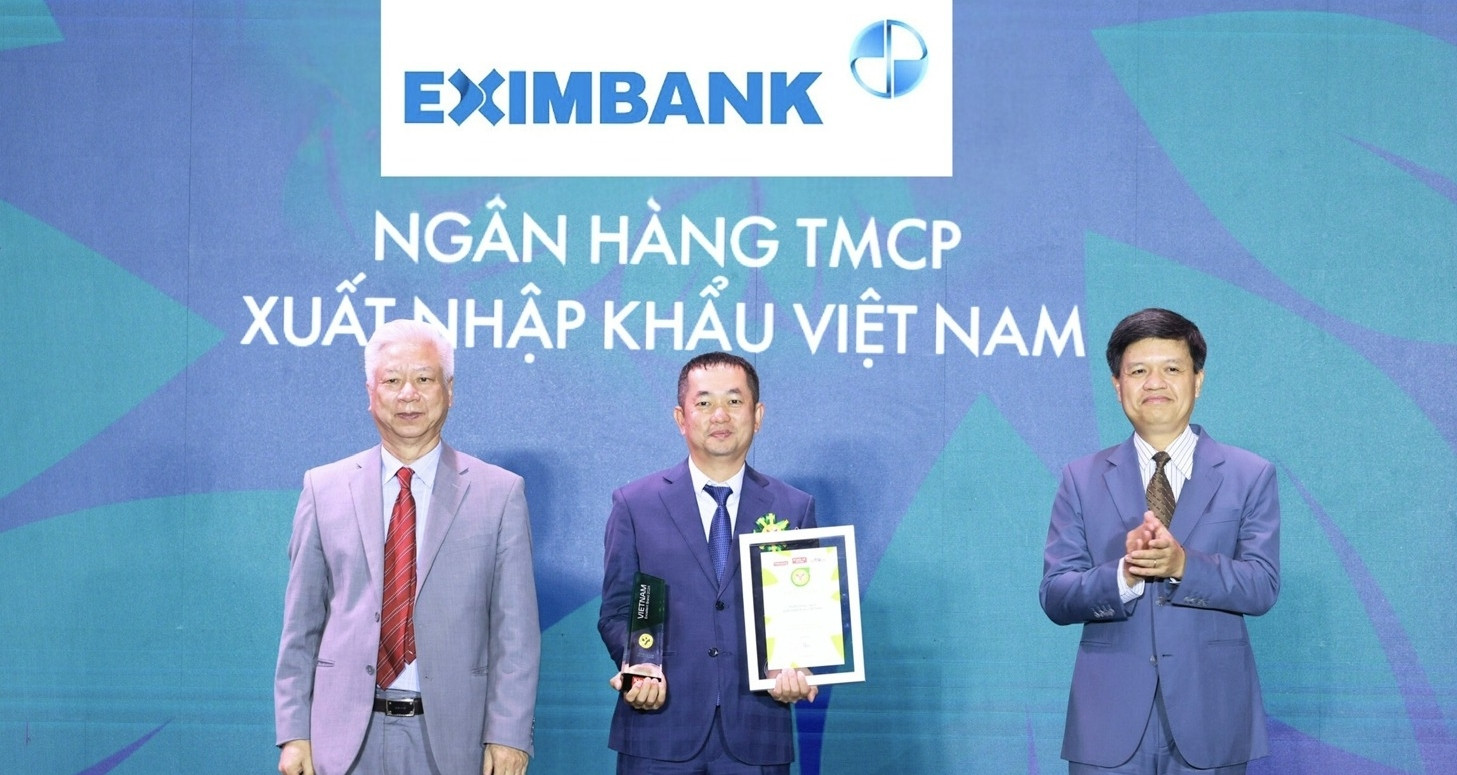 Eximbank nhận giải thưởng Thương hiệu mạnh Việt Nam 2024