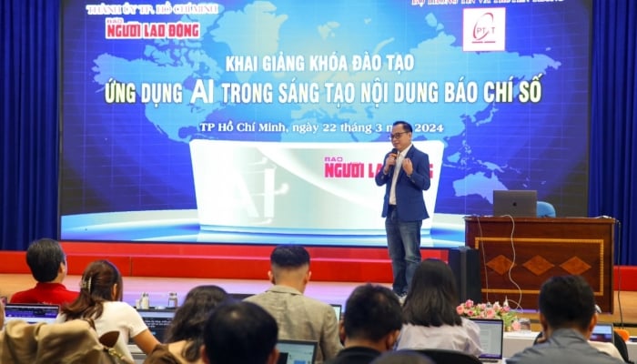 Báo Người Lao Động tập huấn sử dụng AI trong sáng tạo tác phẩm báo chí