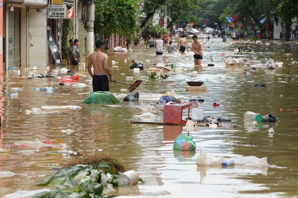 Obrázek Tuyen Quang po povodni, foto 4