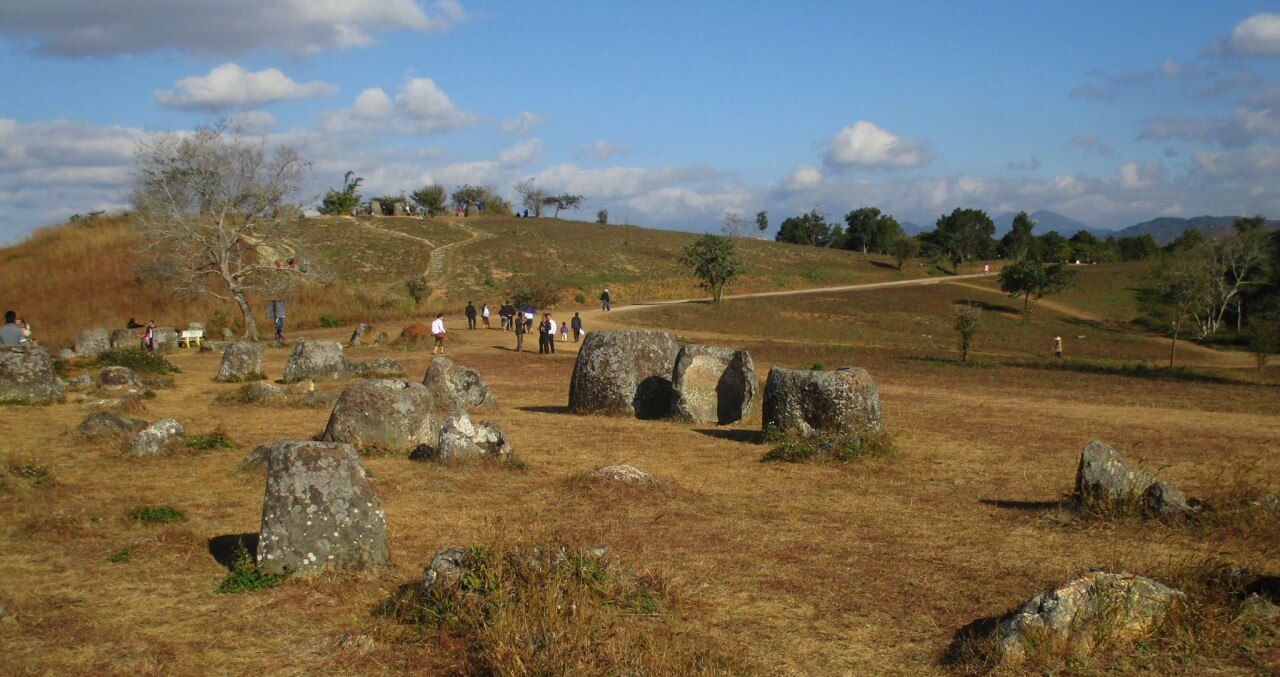 Nostalgic travel, visiting the old battlefield in the land of a million elephants Du lịch hoài niệm, thăm chiến trường xưa trên đất nước Triệu Voi