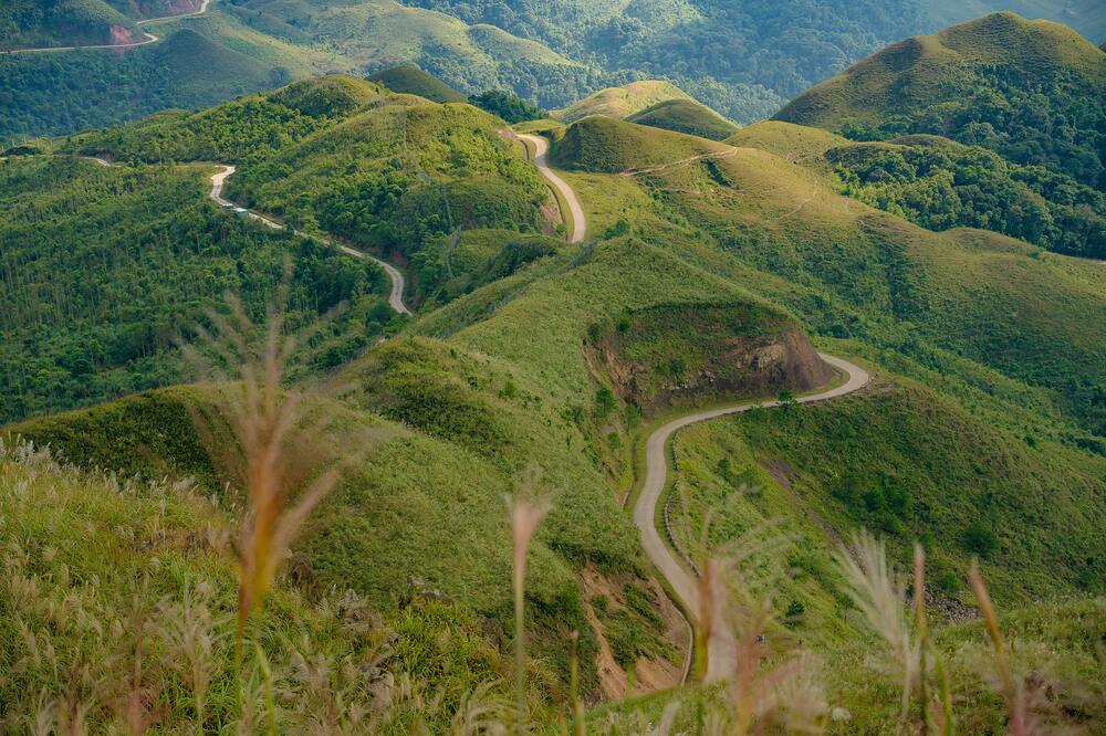 In addition, he also believes that tourists should go on a tour or consult a detailed itinerary from experienced people because the tourist attractions here are far apart. Although the roads are easy to travel and most of them are beautiful, they should not be traveled in the afternoon or late at night. If it is the first time, tourists should spend 2-3 days in Binh Lieu to experience it. Photo: NVCC