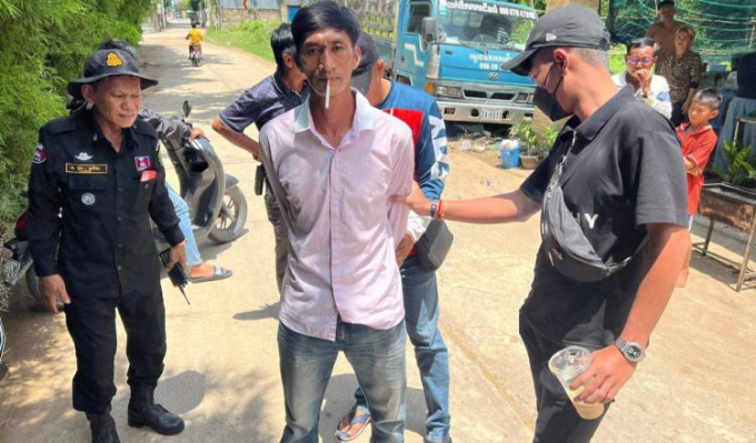 Arrestan a hombre vietnamita por asesinar a su esposa en Camboya. Foto: Khmer Times