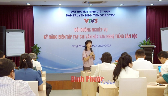 Bồi dưỡng kỹ năng biên tập tạp chí văn hóa văn nghệ tiếng dân tộc cho 9 đài PTTH