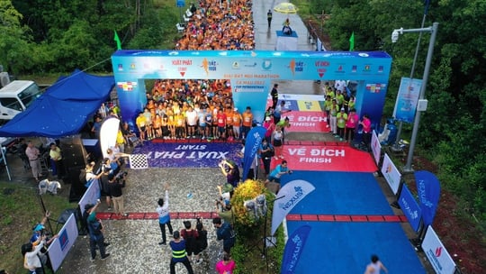 Khởi động Giải Marathon - Cà Mau 2023 Cúp Petrovietnam - Ảnh 2.