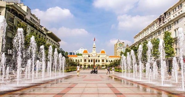 Ho Chi Minh City bans vehicles on Nguyen Hue and Le Loi streets for 4 days