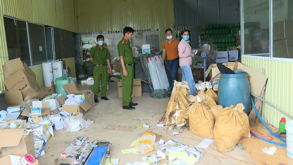 Kho pha chế, đóng gói thuốc trừ sâu giả của các bị can - Ảnh: Công an tỉnh Gia Lai 