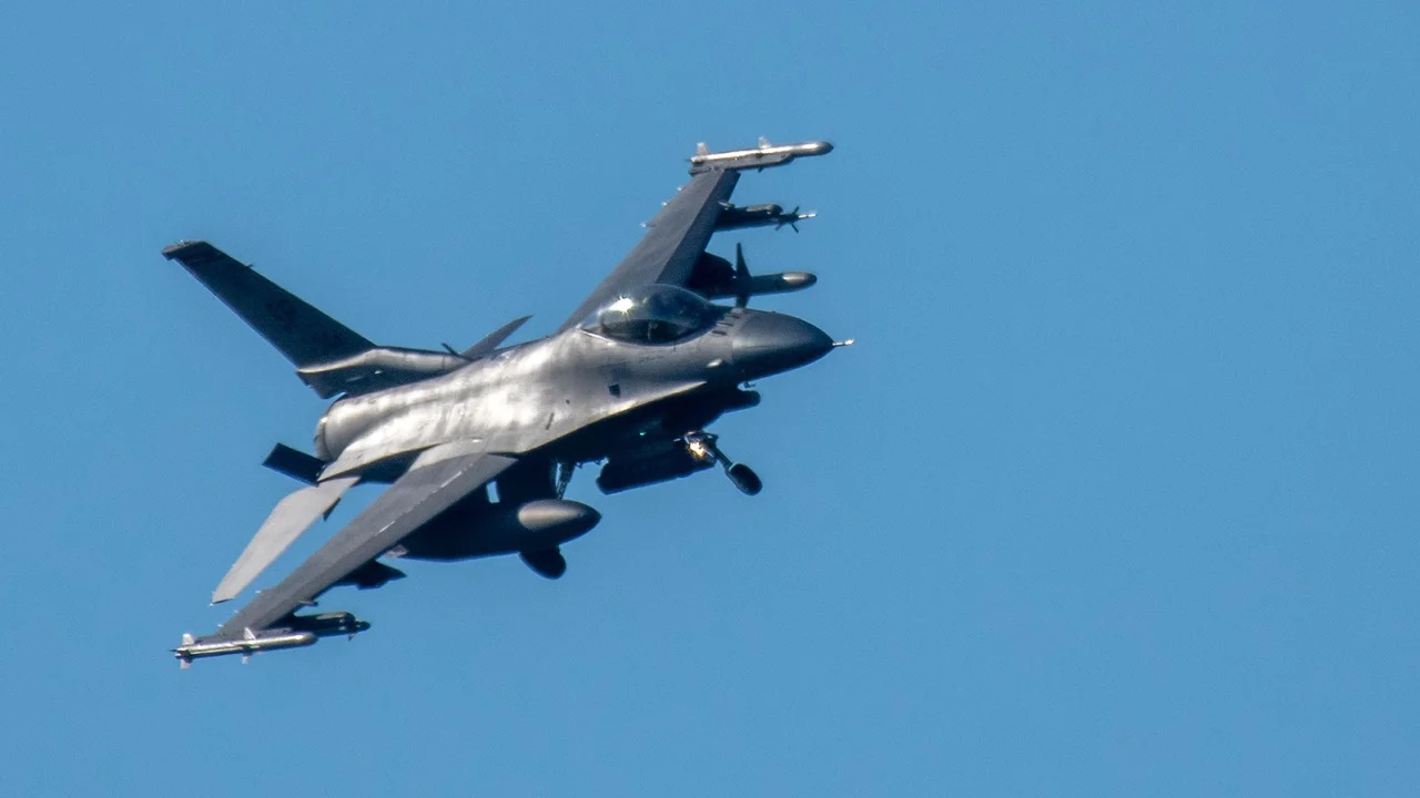 โลก - F-16 และเหตุผลที่รัฐบาลเคียฟยังคงต้องเผชิญกับอุปสรรคมากมาย