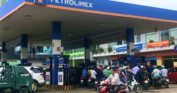 Ông lớn xăng dầu Petrolimex báo lãi 6 tháng cao gấp 6 lần cùng kỳ năm trước