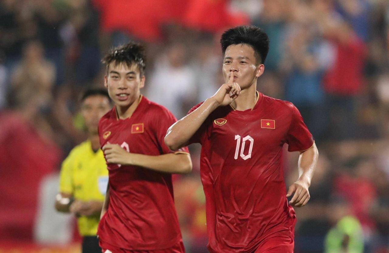 ការទទួលជ័យជម្នះ 6-0 លើ U23 Guam ក្នុងការប្រកួតបើកឆាក U23 វៀតណាម គឺមិនល្អឥតខ្ចោះនោះទេ។ រូបថត៖ ឡាំ ថាវ