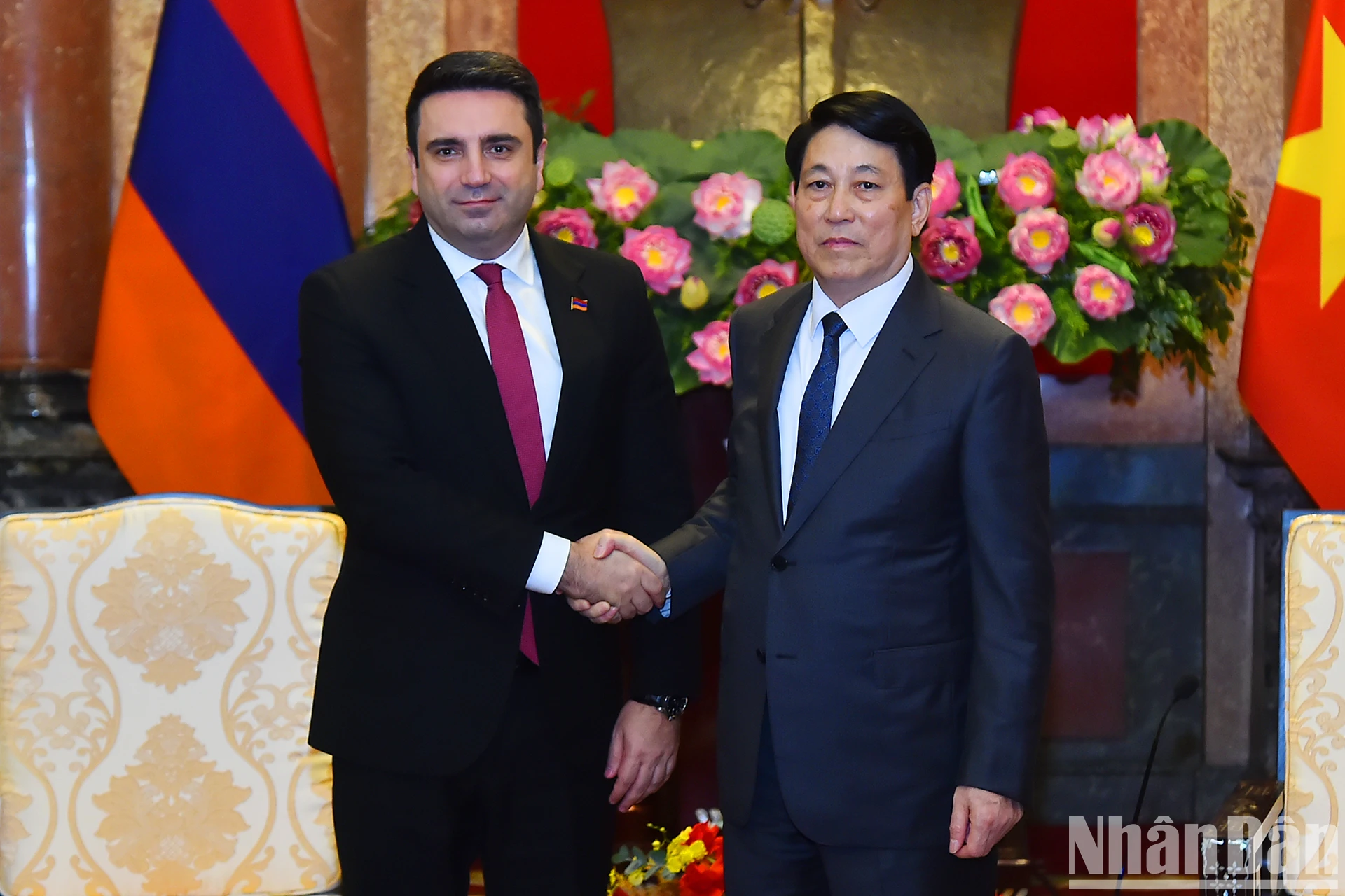 [Photo] Le président Luong Cuong reçoit le président de l'Assemblée nationale de la République d'Arménie Alen Simonyan photo 1