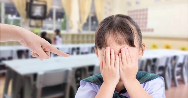 학교에 갈 수 없는 경우 학생들은 무엇을 하고 어디로 가야 합니까?