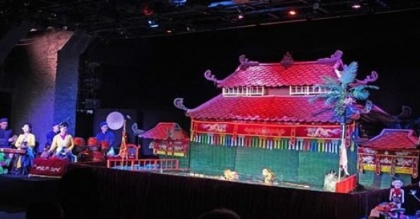 Traditional Vietnamese water puppetry conquers Russian audiences