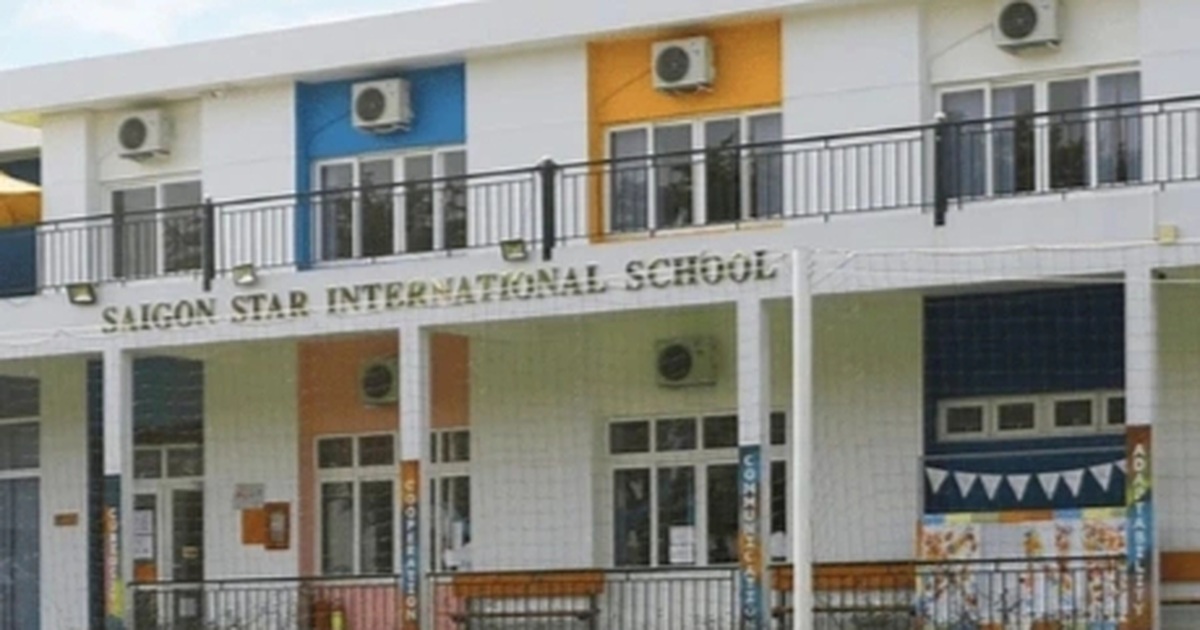 Resolving transfer of students from "over half a billion" international school to cease operations