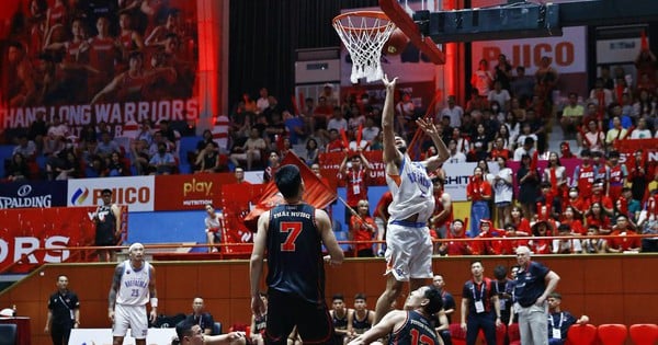 Los Buffaloes de Hanoi ganan un dramático derbi de baloncesto de Hanoi