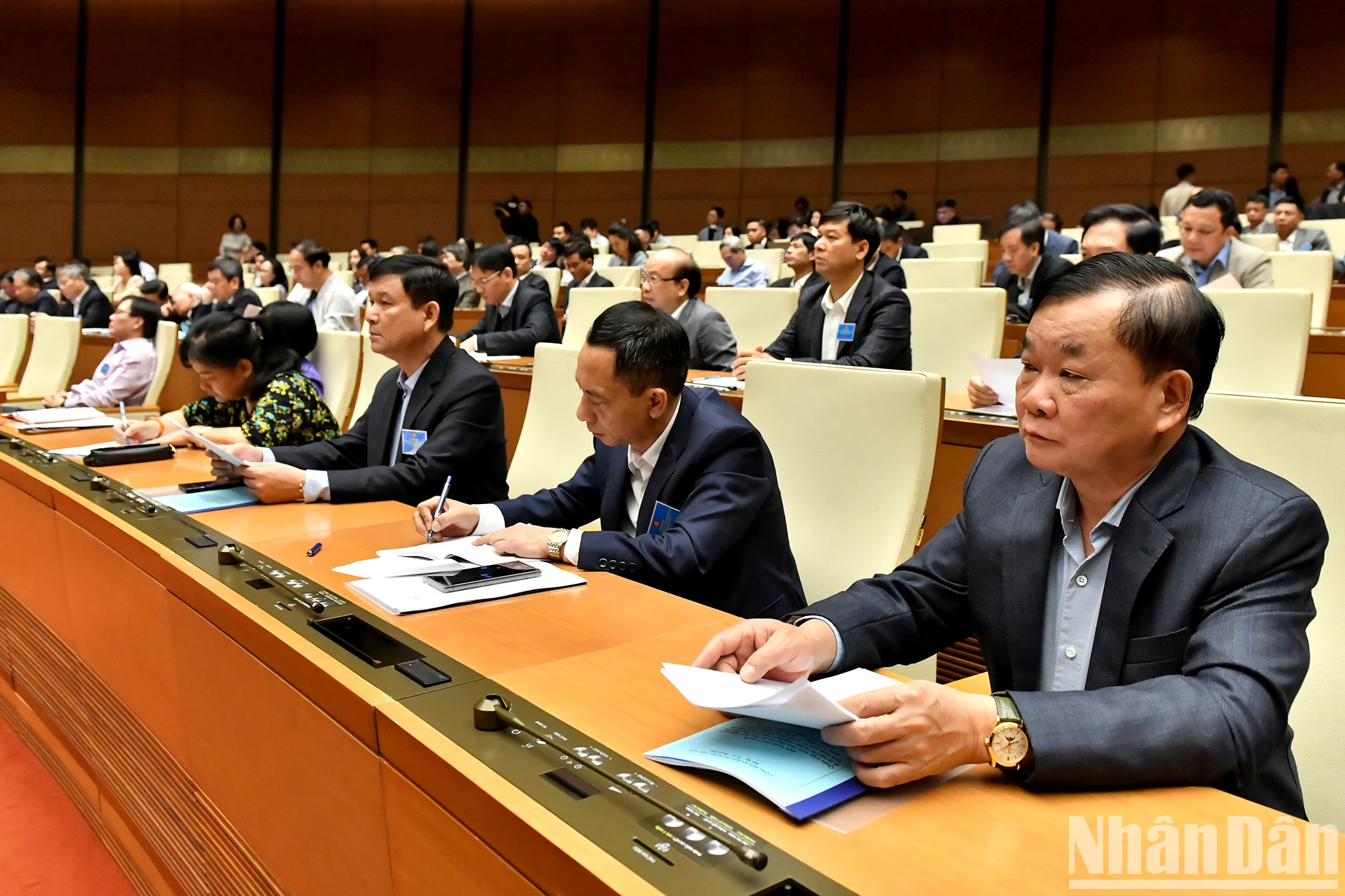 [Photo] National conference to disseminate and summarize the implementation of Resolution No. 18-NQ/TW of the 12th Party Central Committee photo 14