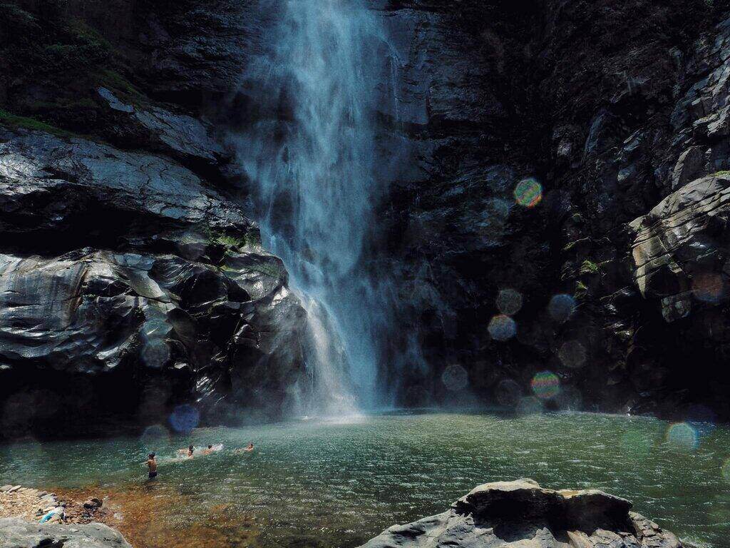 Erobern Sie den Hang Te Cho-Wasserfall Nummer eins auf der Touristenkarte des Nordwestens