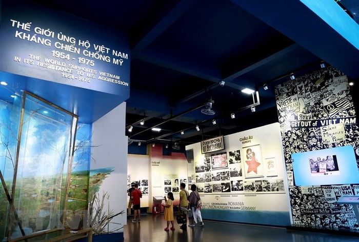 The space displays evidence of Vietnam's just war against American invaders. (Photo: Hong Dat/VNA)