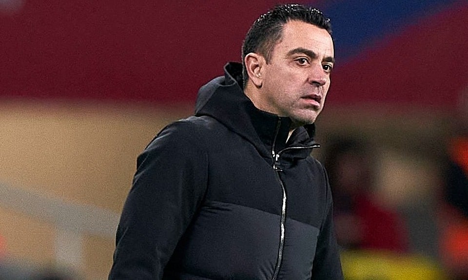 Xavi đối mặt nguy cơ bị sa thải sớm