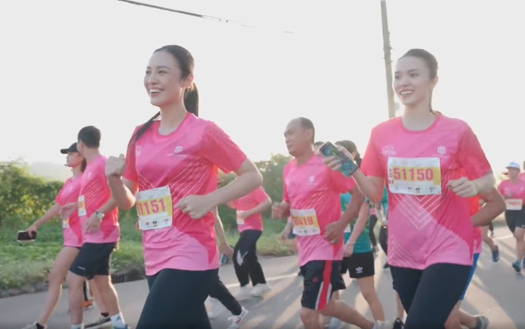 Event - 14 countries with more than 5,000 athletes participating in the Red Lotus Marathon