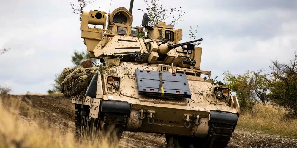 Xe chiến đấu bọc thép M2 Bradley của Mỹ. Ảnh: Lục quân Mỹ