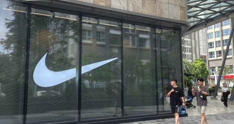 Nike rencontre des difficultés avec les permis de travail des étrangers à Ho Chi Minh-Ville