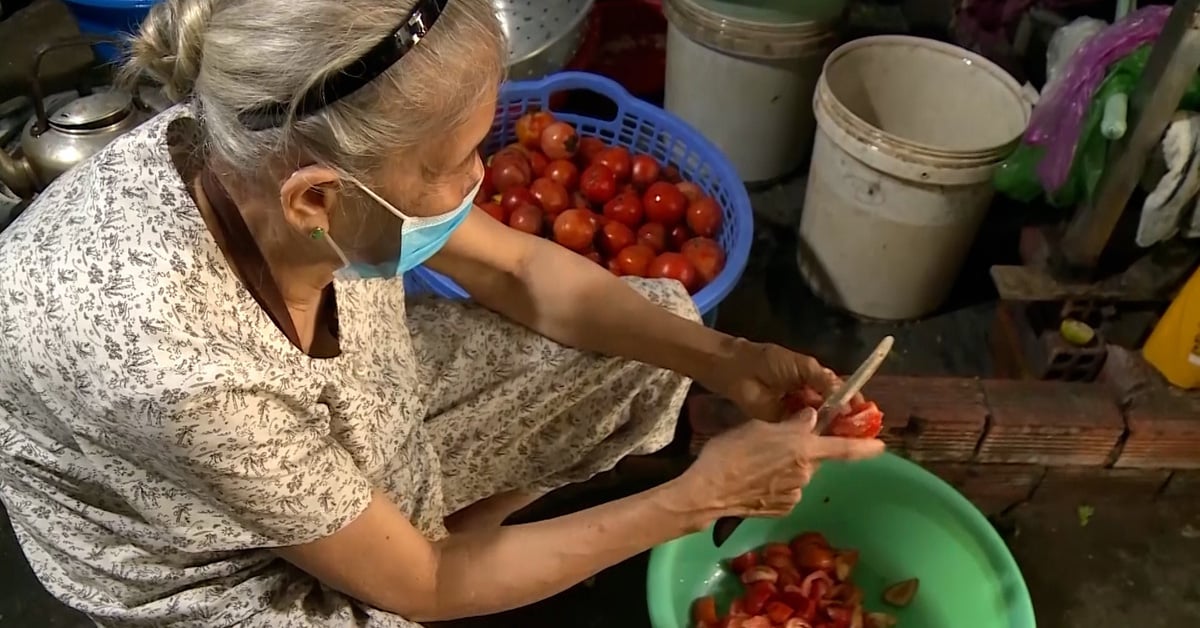 Cuộc thi Lan tỏa năng lượng tích cực 2024: Ấm lòng những suất cơm chay miễn phí